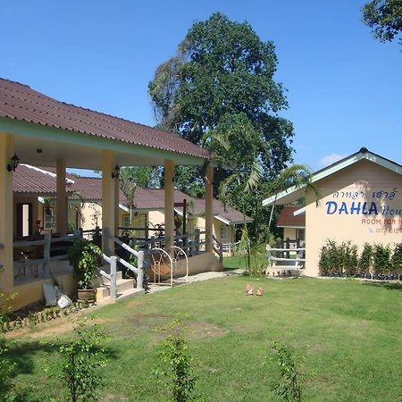Dahla House Ranong Hotel Bagian luar foto