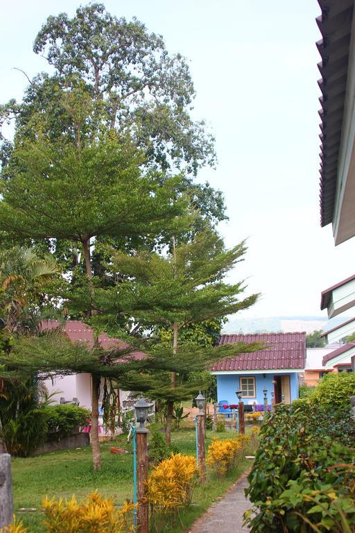 Dahla House Ranong Hotel Bagian luar foto