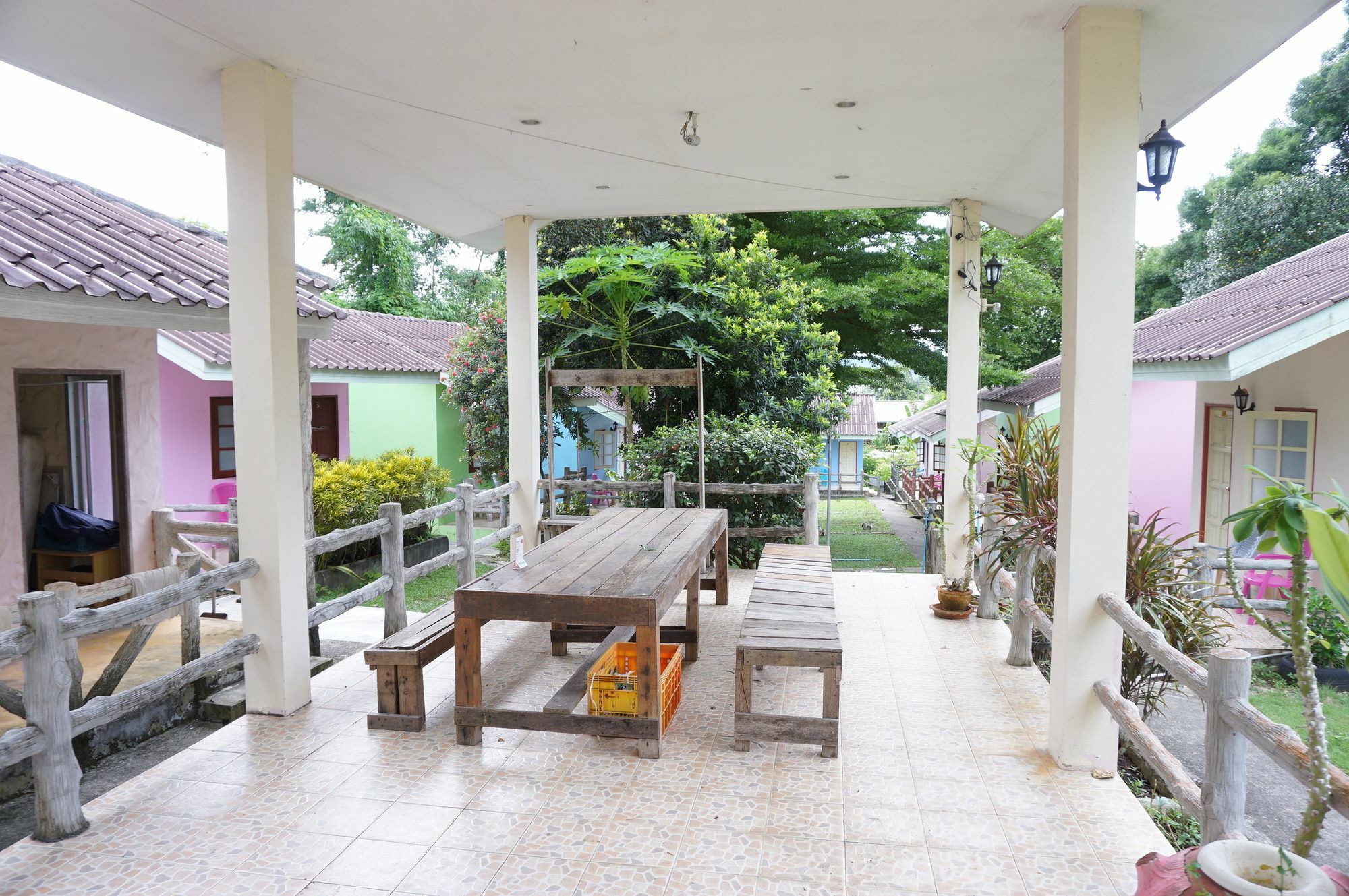 Dahla House Ranong Hotel Bagian luar foto
